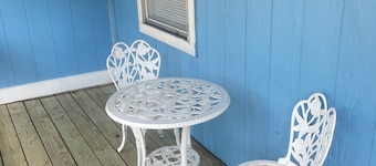 Blue Pool House