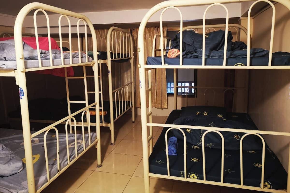Shared Dormitory | WiFi (free)
