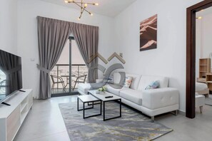 Living area - Delightful 2 Bedroom in Jumeirah Village Circle (Dubai)
