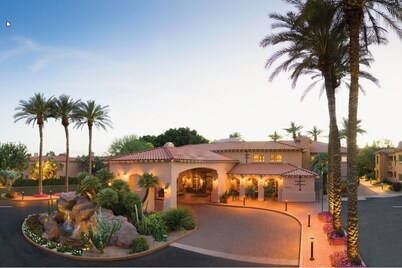 TWO BEDROOM LOCKOFF VILLA at SHERATON DESERT OASIS, Scottsdale AZ