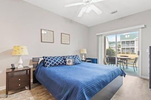 3 bedrooms, desk, iron/ironing board, travel crib