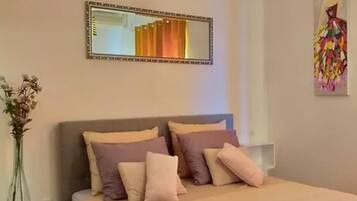 Apartment, Smoking | 3 bedrooms