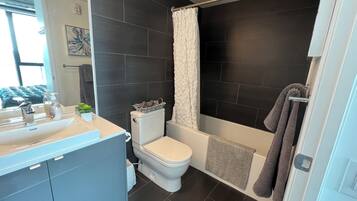 Towels, soap, shampoo, toilet paper