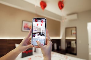 Desk, laptop workspace, free WiFi - Roma Hotel by H Hotéis - Airport (Arniqueiras)