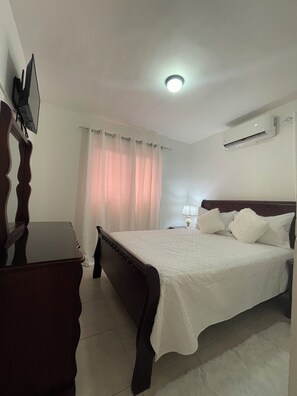 3 bedrooms, bed sheets - Hermoso Apartamento con Piscina (La Romana)