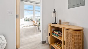 Interior - Oak Tree House 305 (Traverse City)