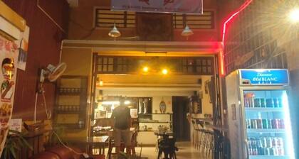 TaSahin Hostel & Restaurant & Bar