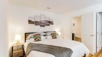 4 bedrooms, WiFi, bed sheets