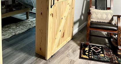 Log cabin in heart of Anchorage