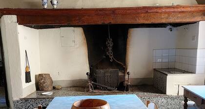 Villa Cà di Monte, romantic period house suspended in time