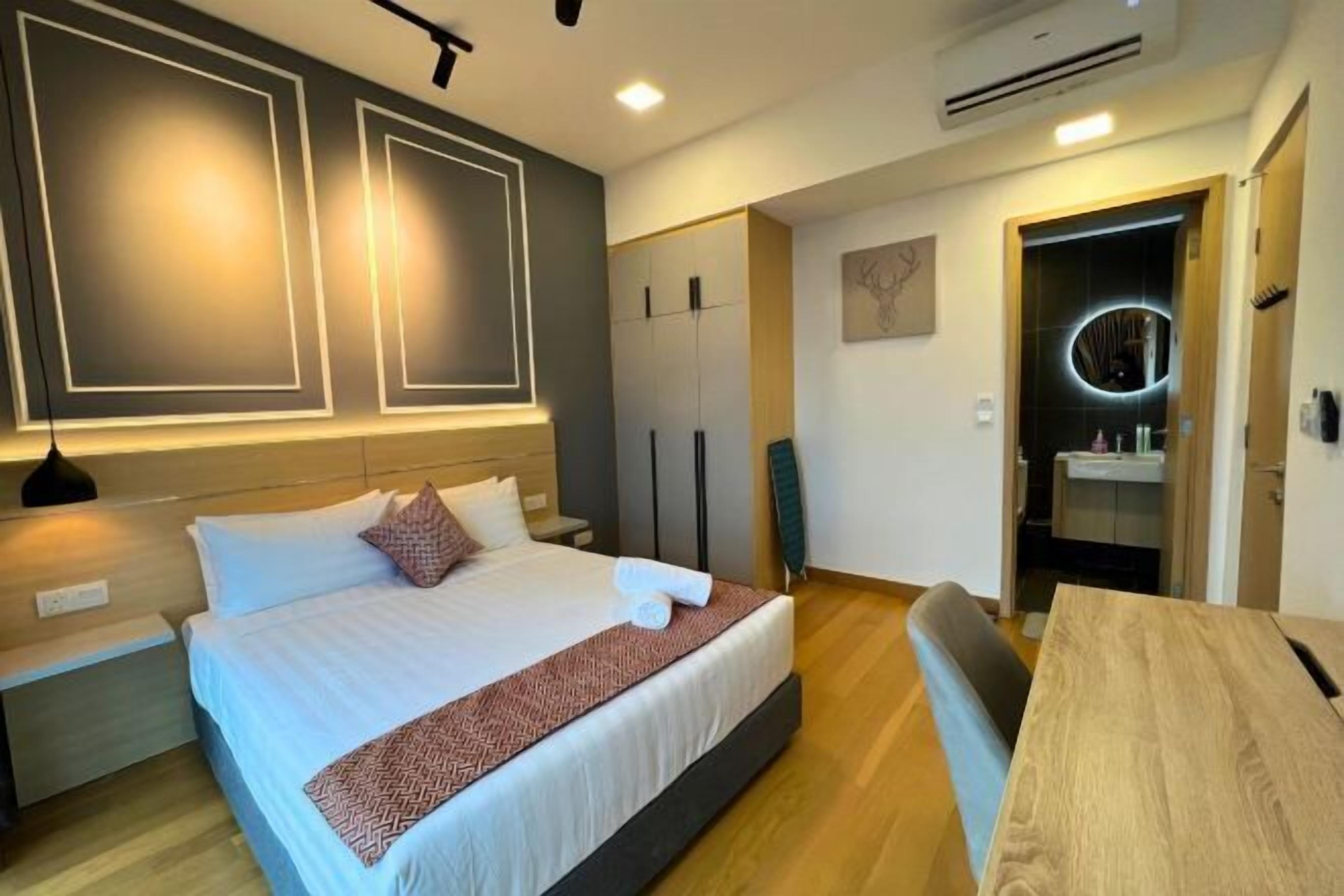 Desk, iron/ironing board, free WiFi