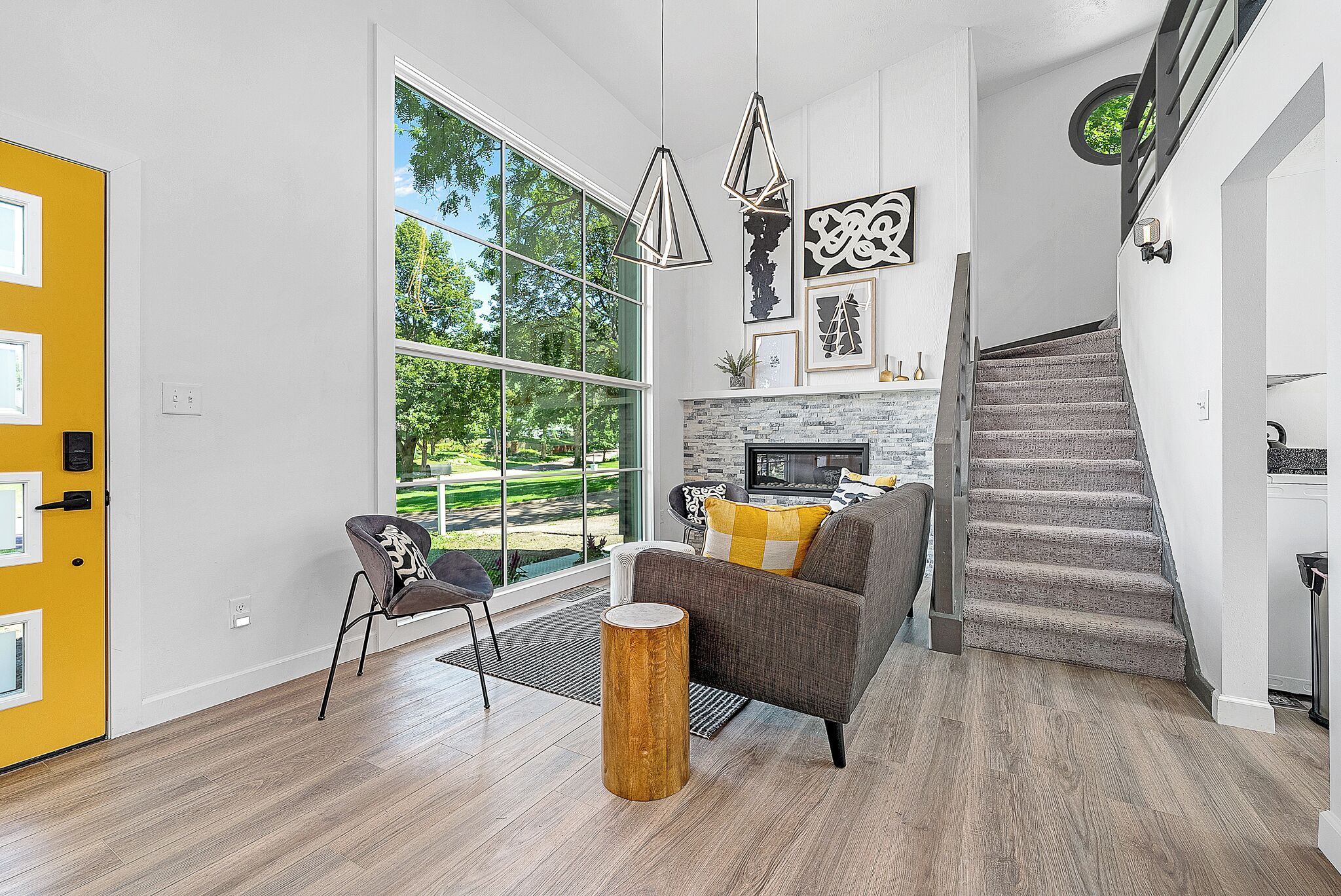 TV connectée, cheminée