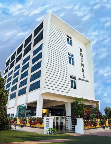 you can come and visit lots of places here +91 9133896666