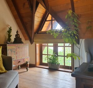 Panoramic Penthouse, 1 Bedroom, Non Smoking, Valley View | Living area | 34-inch LED TV with digital channels, offices - Edgefield Residence (Polgasowita)