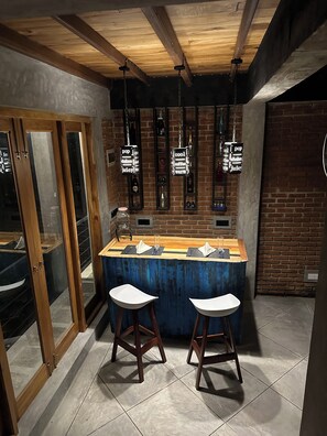 Bar (a l'allotjament)