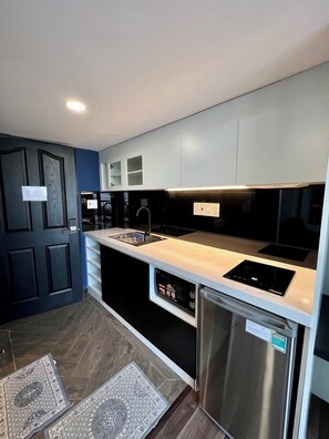 Executive Duplex, City View | Room amenity