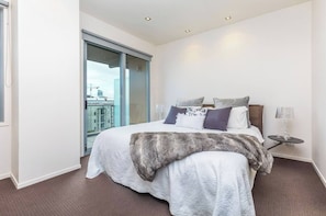 1 bedroom, WiFi, wheelchair access - The Vibe: Auckland CBD (Auckland)