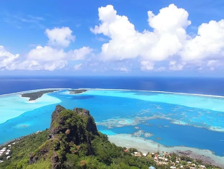 Exterior. Bora-Bora