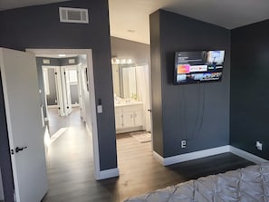 3 bedrooms, iron/ironing board, free WiFi, bed sheets - Luxury Villa in Las Vegas (Las Vegas)