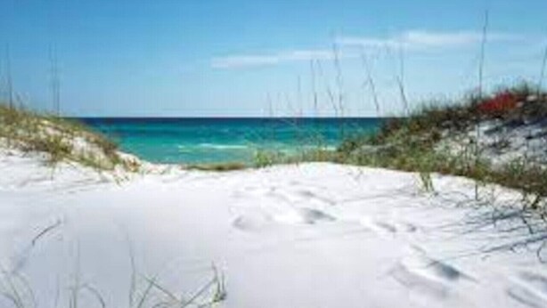 A beach with white sand and clear blue water. - Private Beach Access|Golf Cart|Pool|Spa|Bikes (Rosemary Beach)