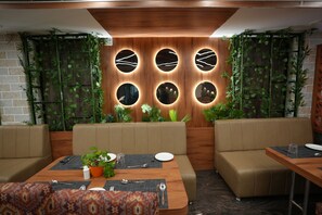 Restaurant - Pipul Utkal Continental (Jharsuguda)