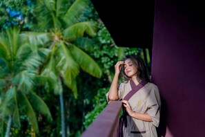 Bain à remous, hammam, soins corporels, soins d'aromathérapie