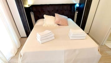 Superior Apartment, Non Smoking, Private Bathroom | 1 bedroom, premium bedding, down comforters, pillowtop beds