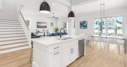 New-Private Pool-Beach-Game Room