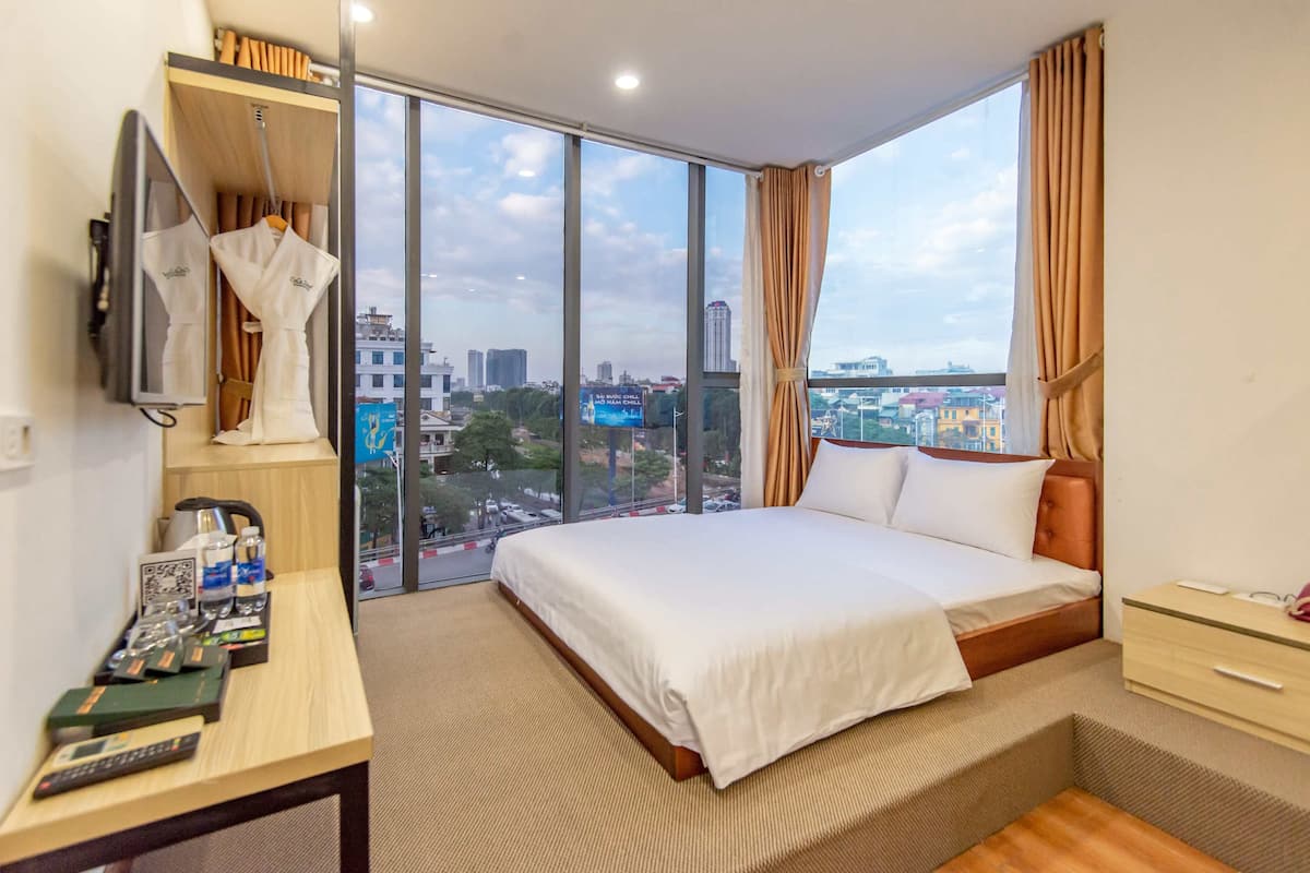 Habitación clásica con 1 cama matrimonial o 2 individuales | Escritorio, espacio para trabajar con laptop y wifi gratis