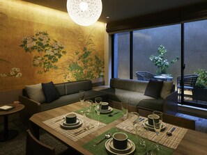 Deluxe-rum - 1 sovrum - icke-rökare - terrass (4 Beds, with Sauna 17:30-19:00)) | Balkong