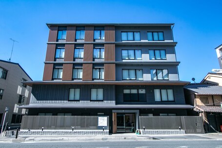 Minn Sanjo - Image 3