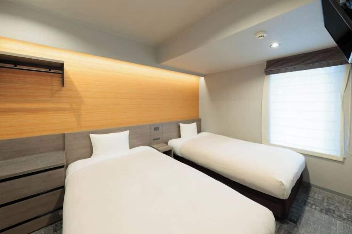 1 bedroom, blackout curtains, soundproofing, free WiFi