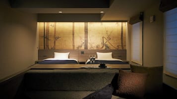 スーペリア 1ベッドルーム 3ベッド (テラス付き) 禁煙 | 1 室のベッドルーム、遮光カーテン、防音設備、WiFi (無料)
