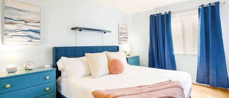 1 habitación, tabla de planchar con plancha, wifi y ropa de cama