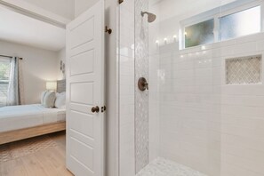 Hair dryer, towels - Another Day In Paradise - Summer made simple! (St. Augustine Vilano Beach)