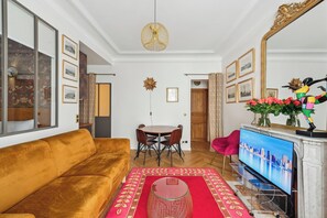 Living area - La Maison Kleber, Luxury 2BR Eiffel Champs-elysées (Paris)