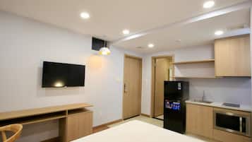 Standard Studio | Private kitchen | Fridge