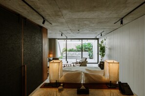Premier Pool Suite King | View from room