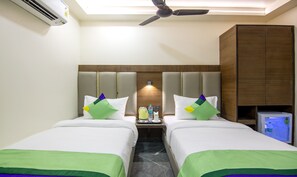 Standard Room | In-room safe, desk, iron/ironing board, bed sheets