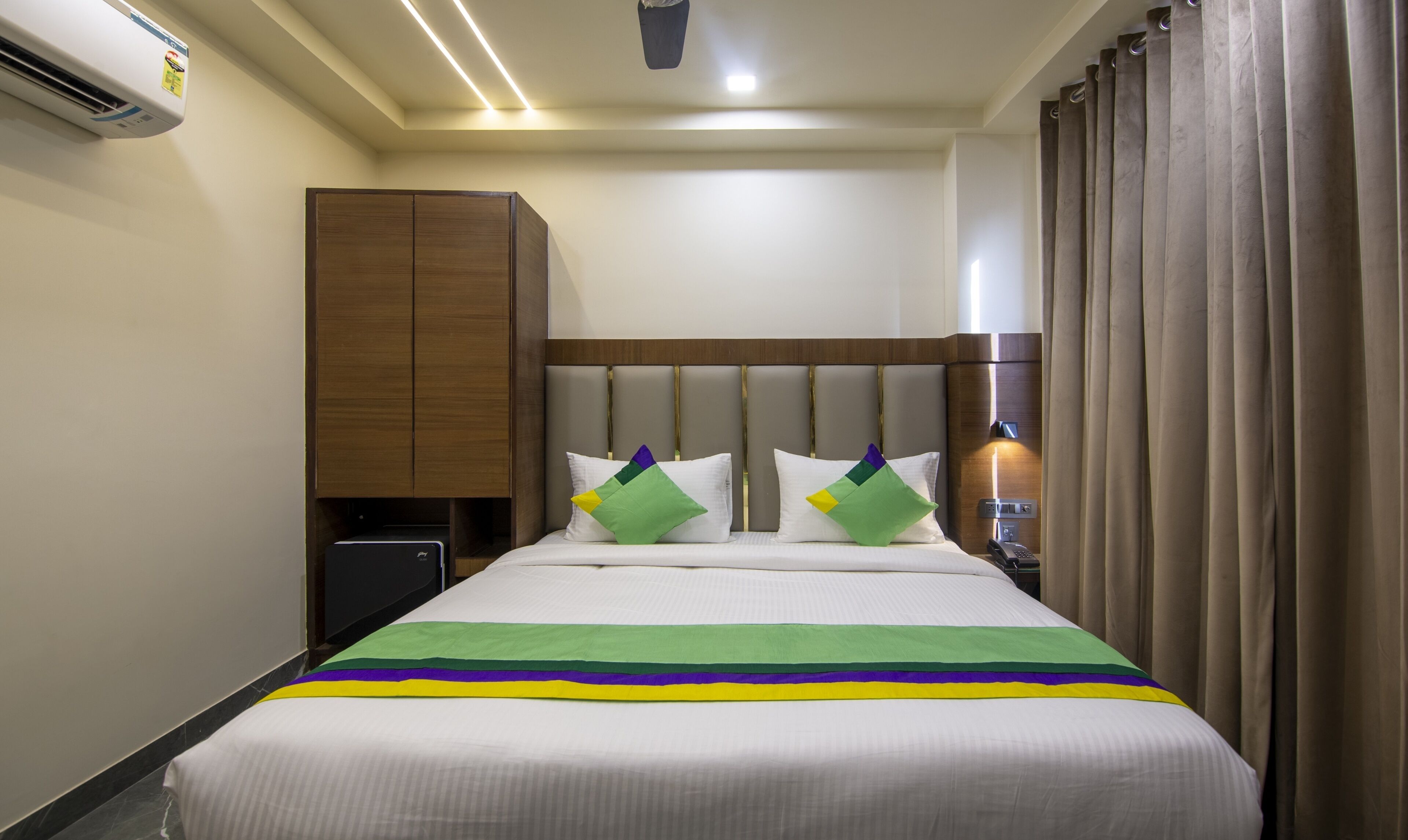 Photo - Treebo Royal Comfort