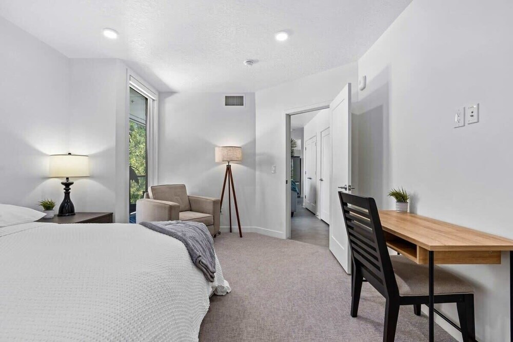 2BR Oasis of Luxury w/ Balcony and Gym Salt Lake City Vrbo