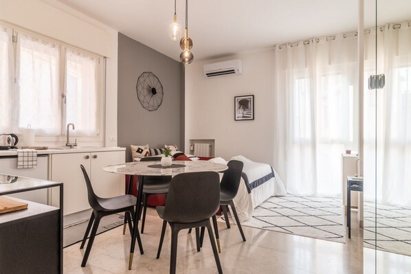 Interior - Grey House in the heart of Treviso (Treviso)