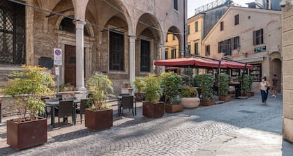 Grey House in the heart of Treviso