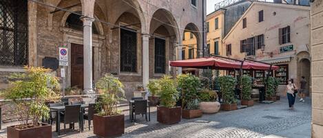 Ristorazione all'aperto