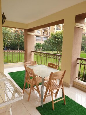 Outdoor dining - Egypt-cairo G16-b28 madinaty.newcairo (Madinaty-Egypt)