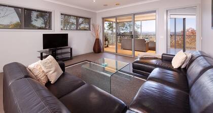 Divine Views on Roper - Glorious three bedroom, two bathroom townhouse with views to die for!