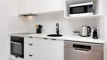 Microwave, oven, stovetop, dishwasher