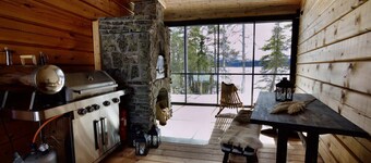 Villa Northern Lights: The Beautiful Gem of Northern Finland by DG Lomailu