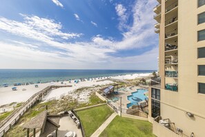 Appart'hôtel Signature, 2 chambres, balcon, vue plage | Vue depuis le balcon