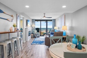 In-room dining - Phoenix II Condos (Orange Beach)